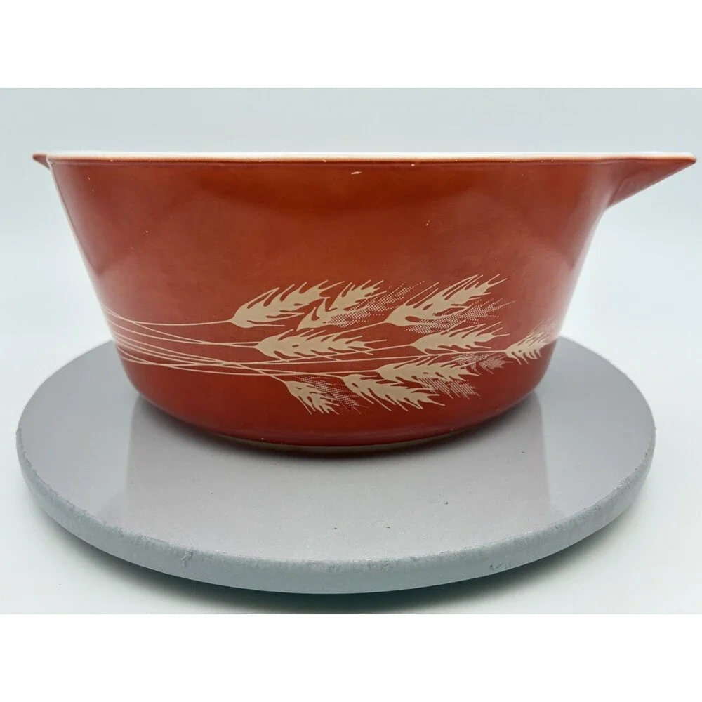 Vintage Pyrex 475-B  Autumn Harvest Wheat Casserole Dish Bowl No Lid 2.5 Qt.